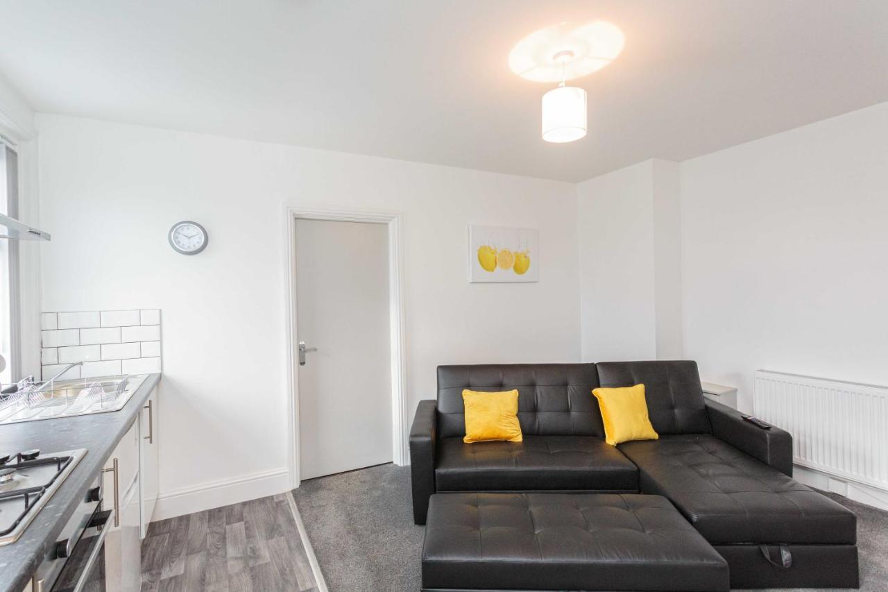 Cherry Property - Hornby Road Blackpool Dış mekan fotoğraf